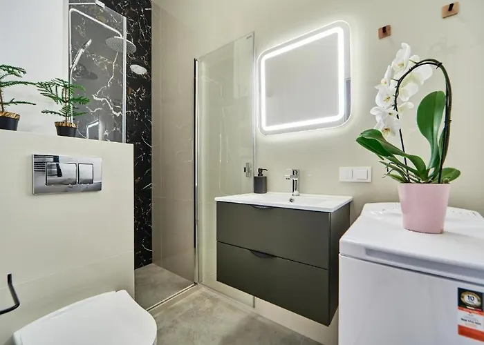 Modern Bialoleka With Garden - Book It * Varsovia