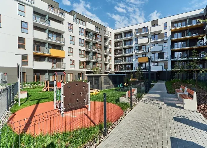 Modern Bialoleka With Garden - Book It * Varsovie